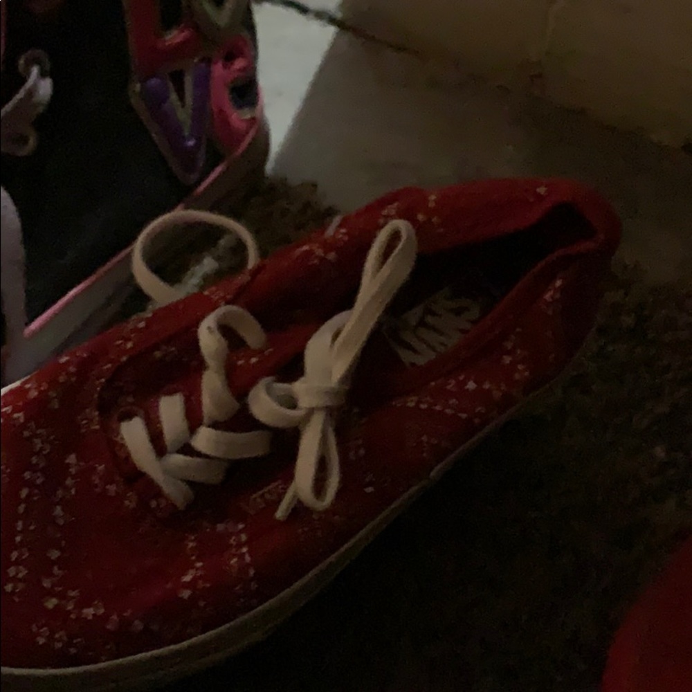 Shoes - Picture 2 of 3